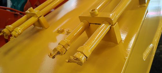 16M 18M 긴 도달거리 부착 320D PC200 SK200은 호황 굴삭기에게 긴 도달거리를 제공했습니다